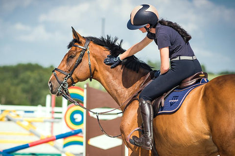 Winderen Sattelpad fürs Springreiten Slim 10mm Dark Blue / Rosegold 17"