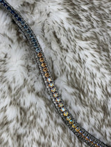 Stirnriemen „Day on the Beach“ mit Echten Swarovski® Elements, Lederfarbe Schwarz, Farbe Der Fassung Silber, Strassstirnriemen mit Farbverlauf von farbwechselnden Sondersteinen bunt
